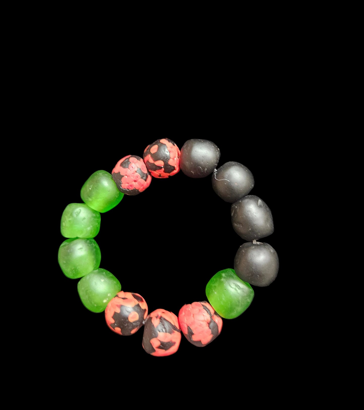 Handcrafted Krobo Bead Bracelet – Eco-Friendly Ghana Glass Jewelry (7–7.5″ Slide-On